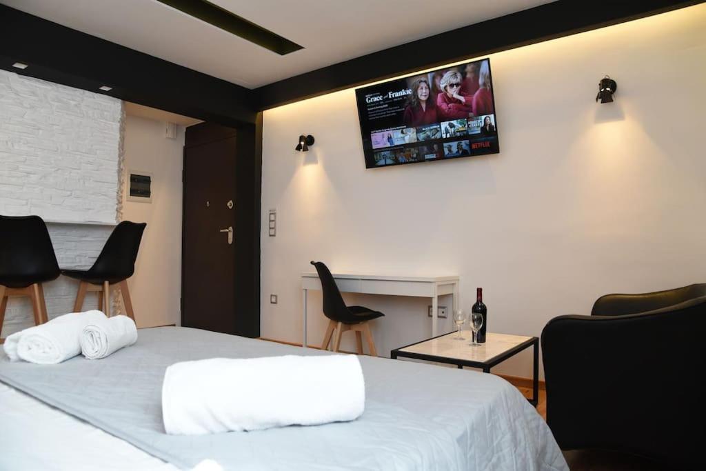 Syntagma Square, 30Sqm Nikis Luxurious Studio Athen Exterior foto