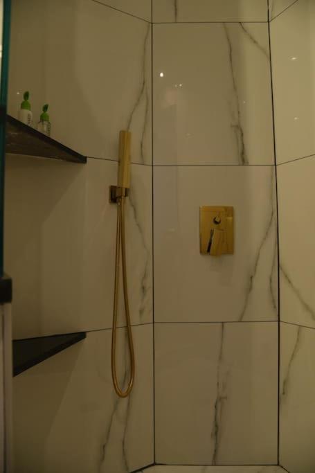 Syntagma Square, 30Sqm Nikis Luxurious Studio Athen Exterior foto