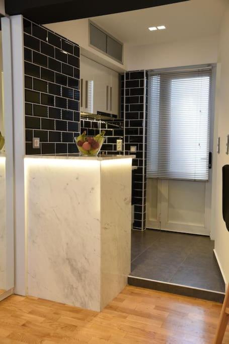 Syntagma Square, 30Sqm Nikis Luxurious Studio Athen Exterior foto
