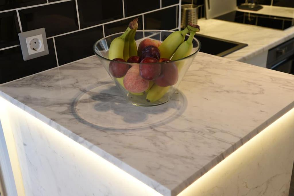 Syntagma Square, 30Sqm Nikis Luxurious Studio Athen Exterior foto
