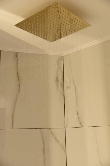 Syntagma Square, 30Sqm Nikis Luxurious Studio Athen Exterior foto